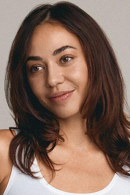 Sus Wilkins as Judge