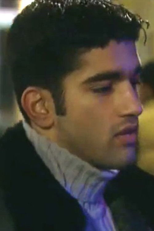 Ansar Yawar as Kamal