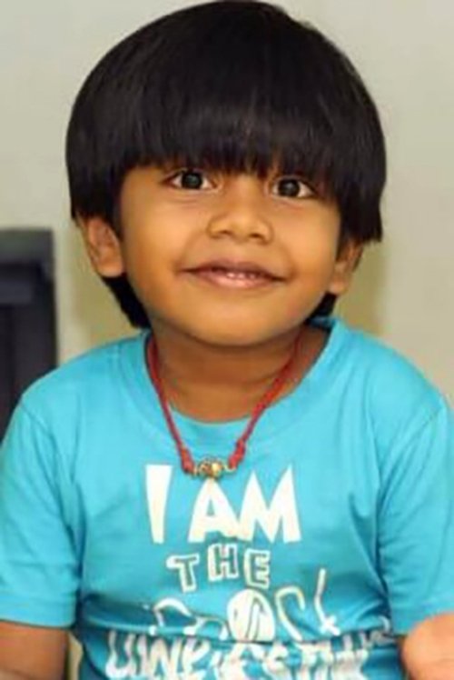 Ashwanth Ashokkumar as 