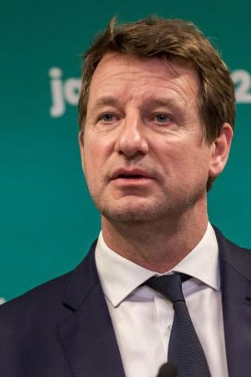 Yannick Jadot as Self