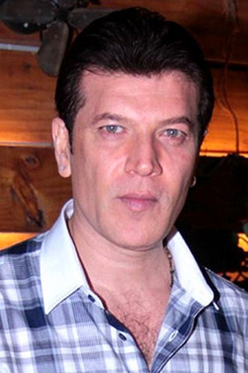 Aditya Pancholi as Ashok Kejriwal
