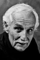 Raúl López as Birthday Uncle