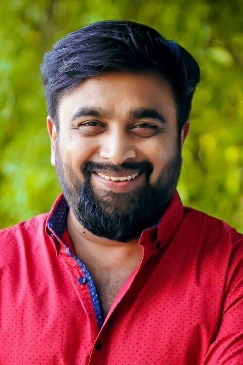 M. Sasikumar as Periyavar Magan