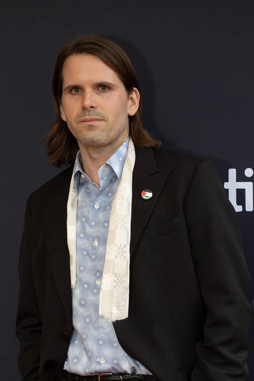 Gordon Landenberger as 