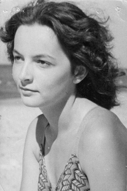 Elvira Brunovskaya as Evelina