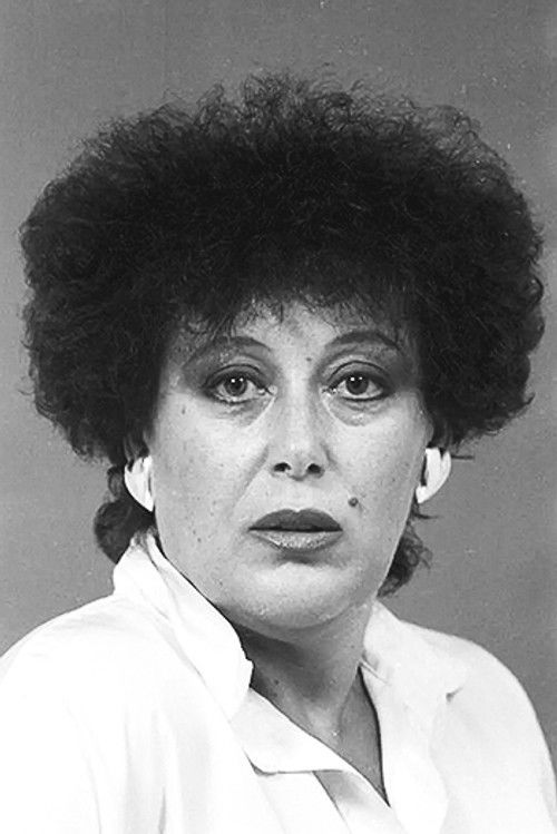 Marilu Bueno as Adelaide