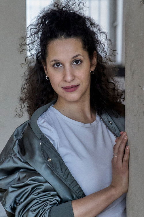 Sonja Hurani as Filiz