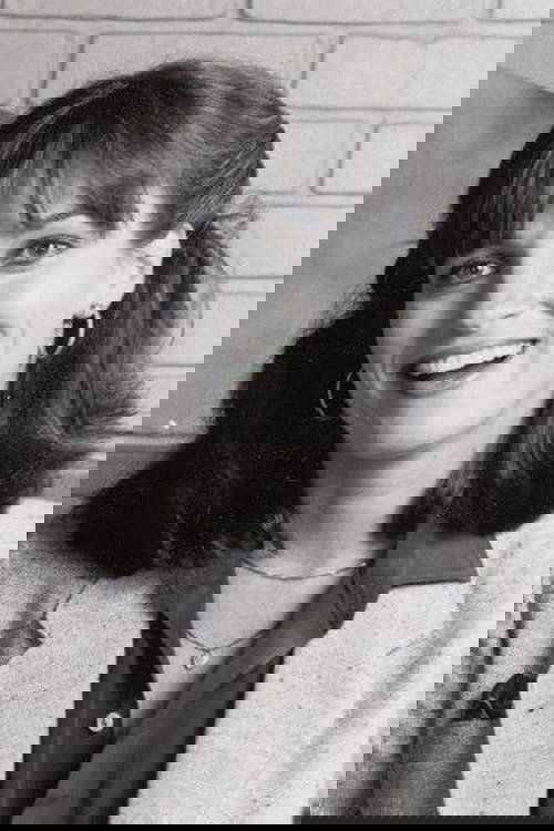 Gwynne Gilford as Lorna