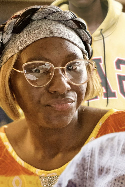 ABOGHE Marie-Nicole as LAURA OBIANG