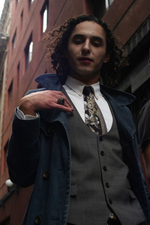 Francisco Santos as Minoel