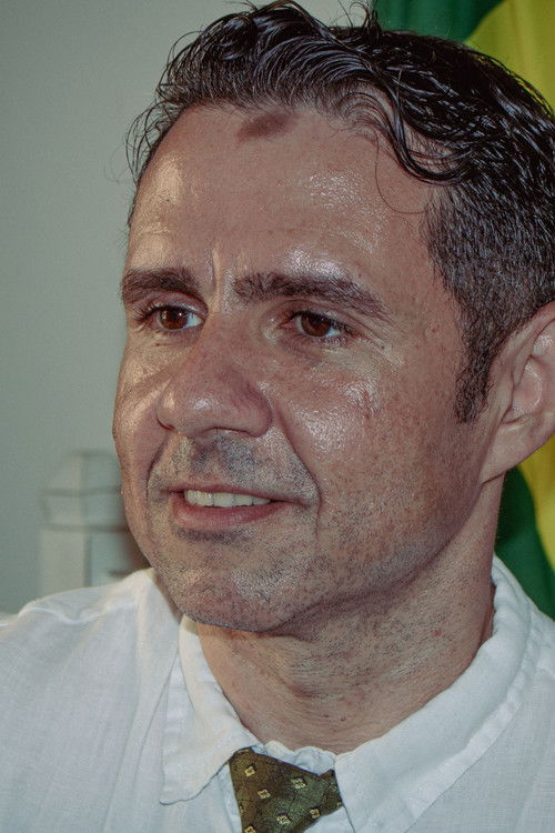 Matheus Artioli as Crítico