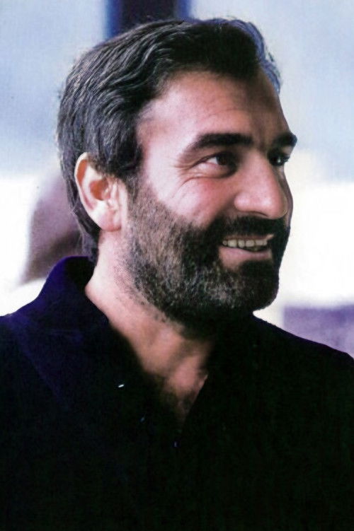 Cesare Maestri as Self