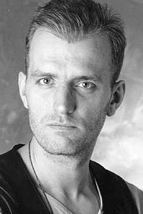 Valdimar Örn Flygenring as Kristjan