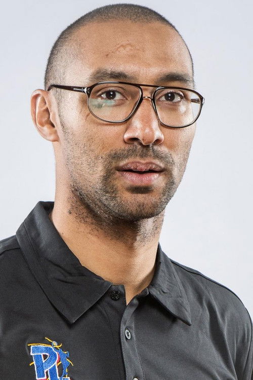 Emmanuel Pinda as Légionnaire