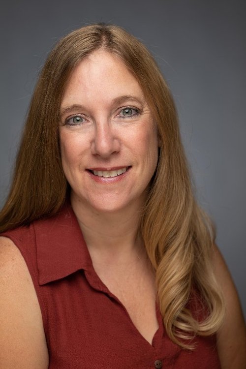 Debbie Marr as Bonnie