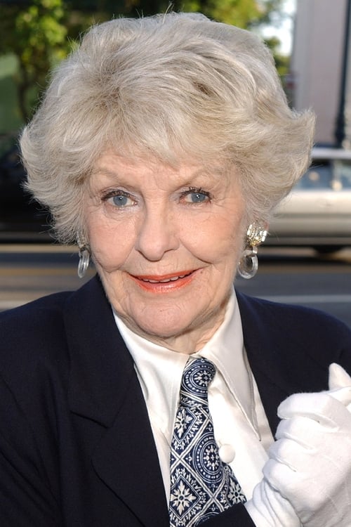 Elaine Stritch as Helen Wiener