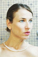 Nikol Drizi as Tonia