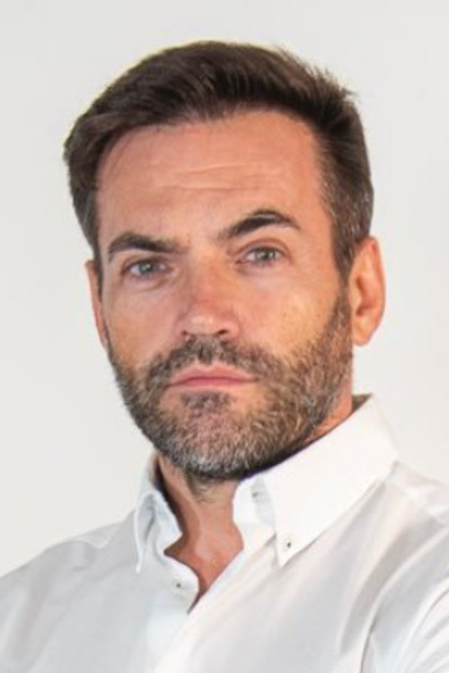 Miguel Ángel Gorbe as Borja