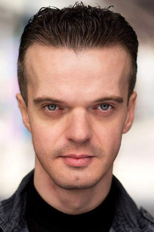 Dean Whatton as Dwerg