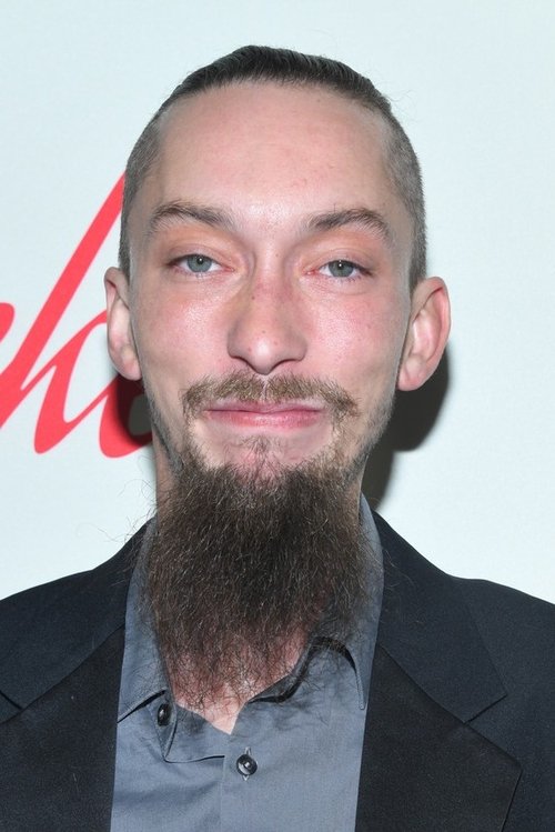 Ethan Darbone as Lonnie