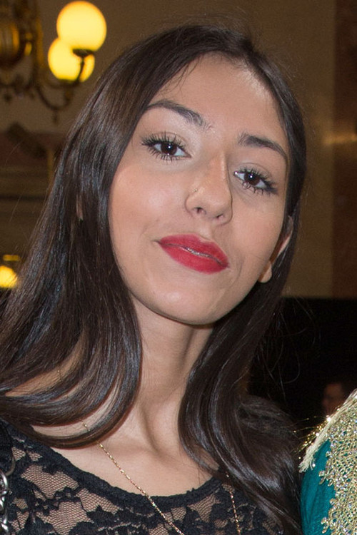 Kenza Noah Aïche as Souad