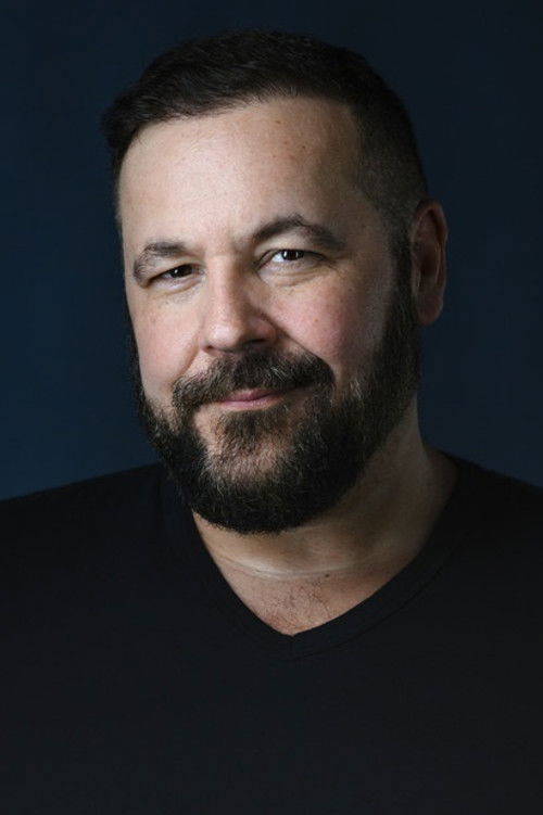 Jeffrey Marshall as Agent Savage