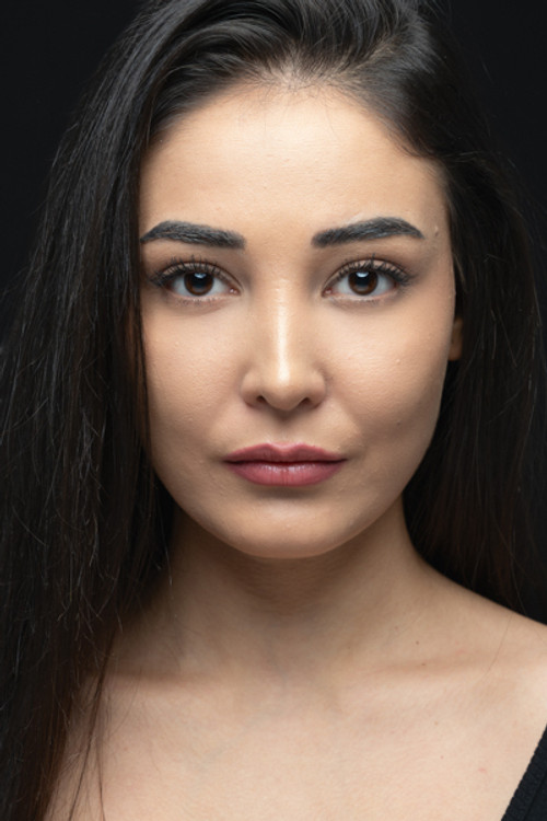 Berfin Kıymaz as Merve