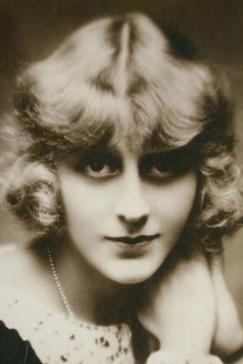 Lucienne Legrand as Miss Édith