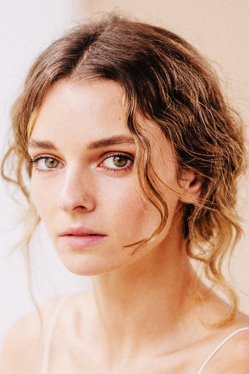 Nicola Collie as Everly