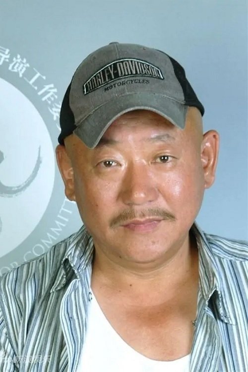 Li Wen Qi as Er Bald man(Er Tu Zi)