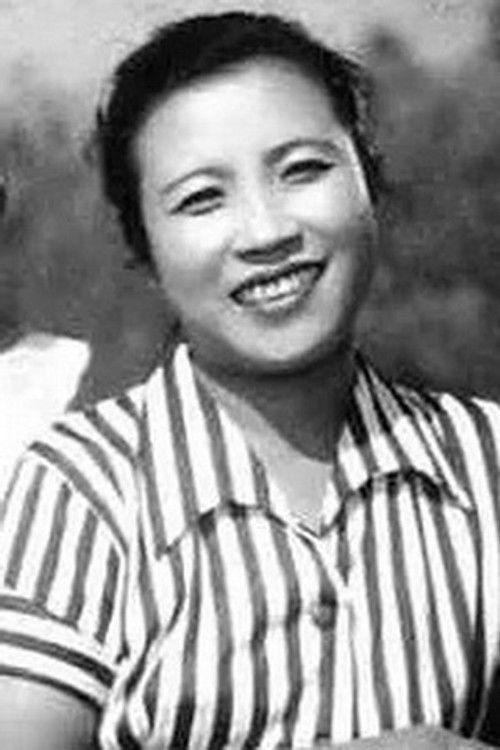 Yūko Mochizuki as Yuki Aoyama