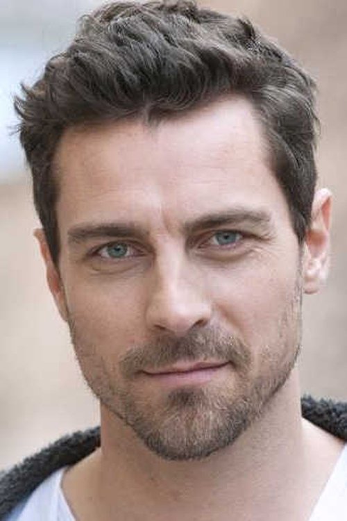 Cyril Garnier as Boris