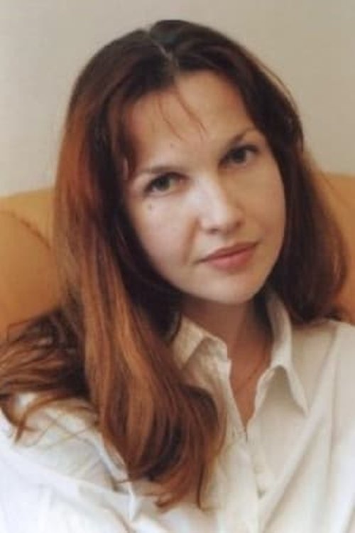 Valeriya Likhodey as Alyona