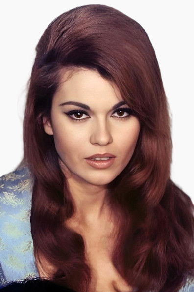 Maria Latour as Mathilde