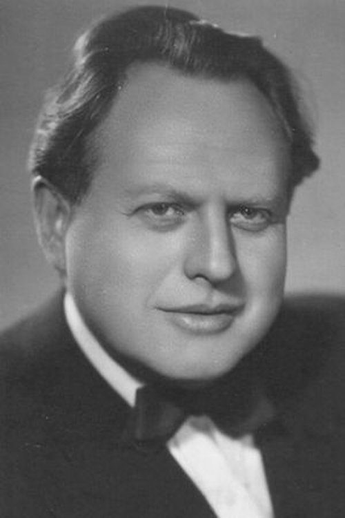 Grigoriy Shpigel as Jollier Oo (voice)