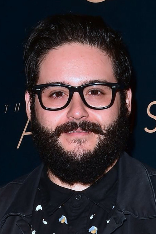 Steve Zaragoza as Pete