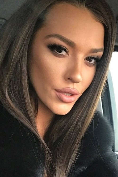 Borisa Tyutyundzhieva as Patient