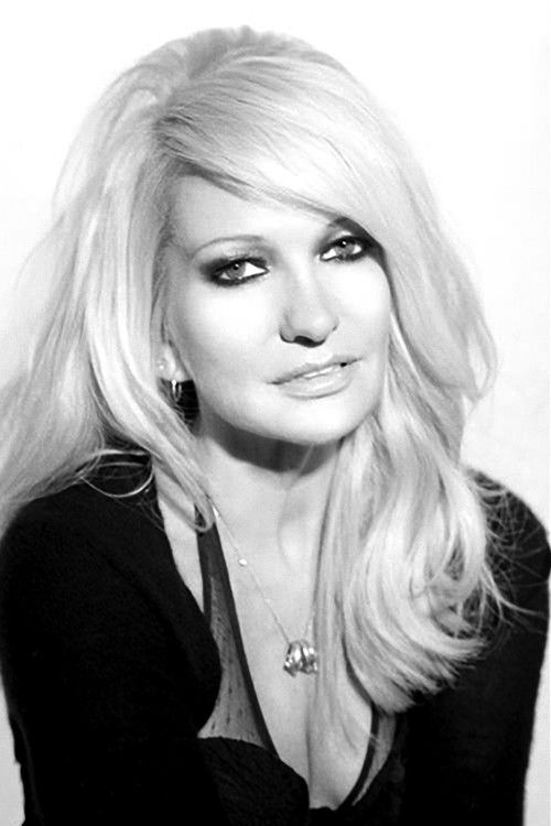 Trudy Bellinger as Self