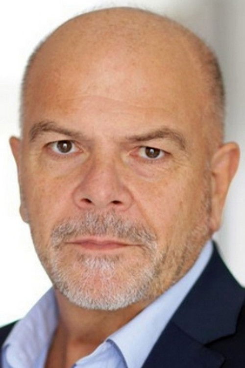 Christian Van Tomme as Le maire