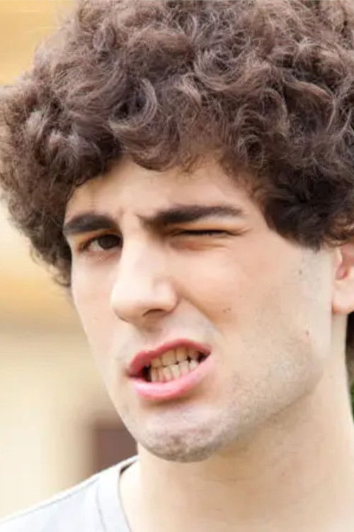 Gabriel Garcia Lippe as Juliano