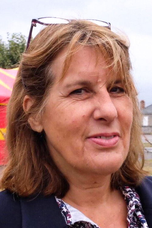 Catherine Boskowitz as The Head Nurse