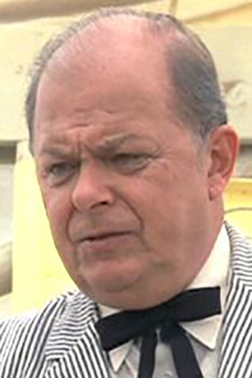 Scott Beach as Frawley King