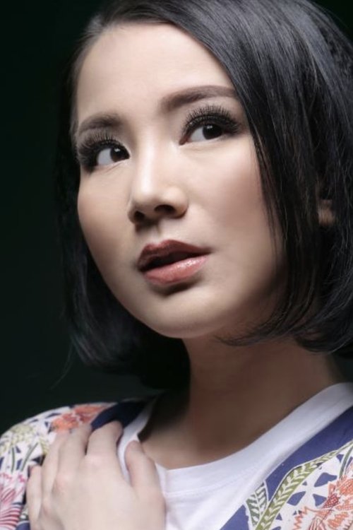 Jill Gladys as Bulan