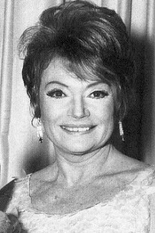 Lila Kedrova as Manuela