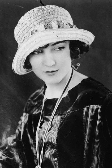 Jane Winton as The Manicure Girl