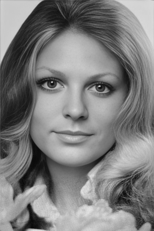 Galina Mikeladze as Нюра (новела «Волки»)