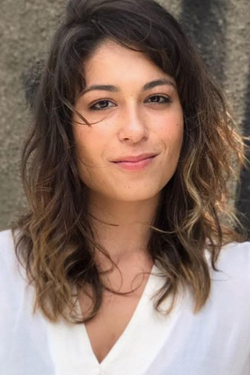 Joyce Castello as Isabel