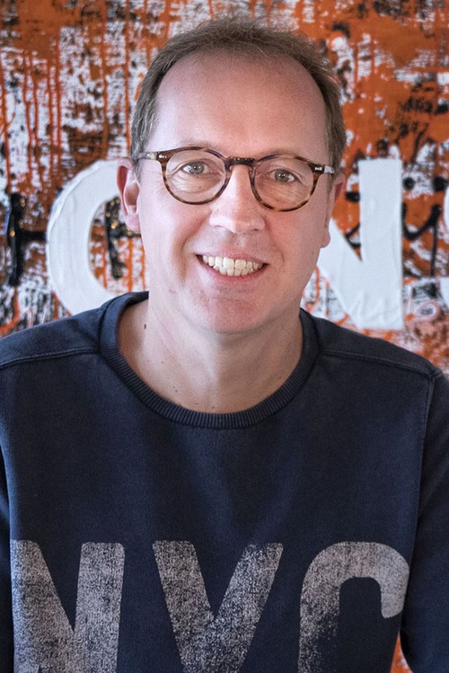 Edwin Evers as Self - Commentator