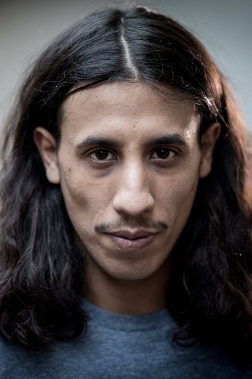 Saïd Boumazoughe as Ashraf Makhloufi