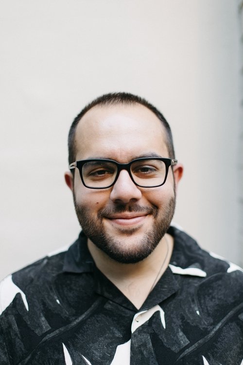 Daniel Moya as Darren